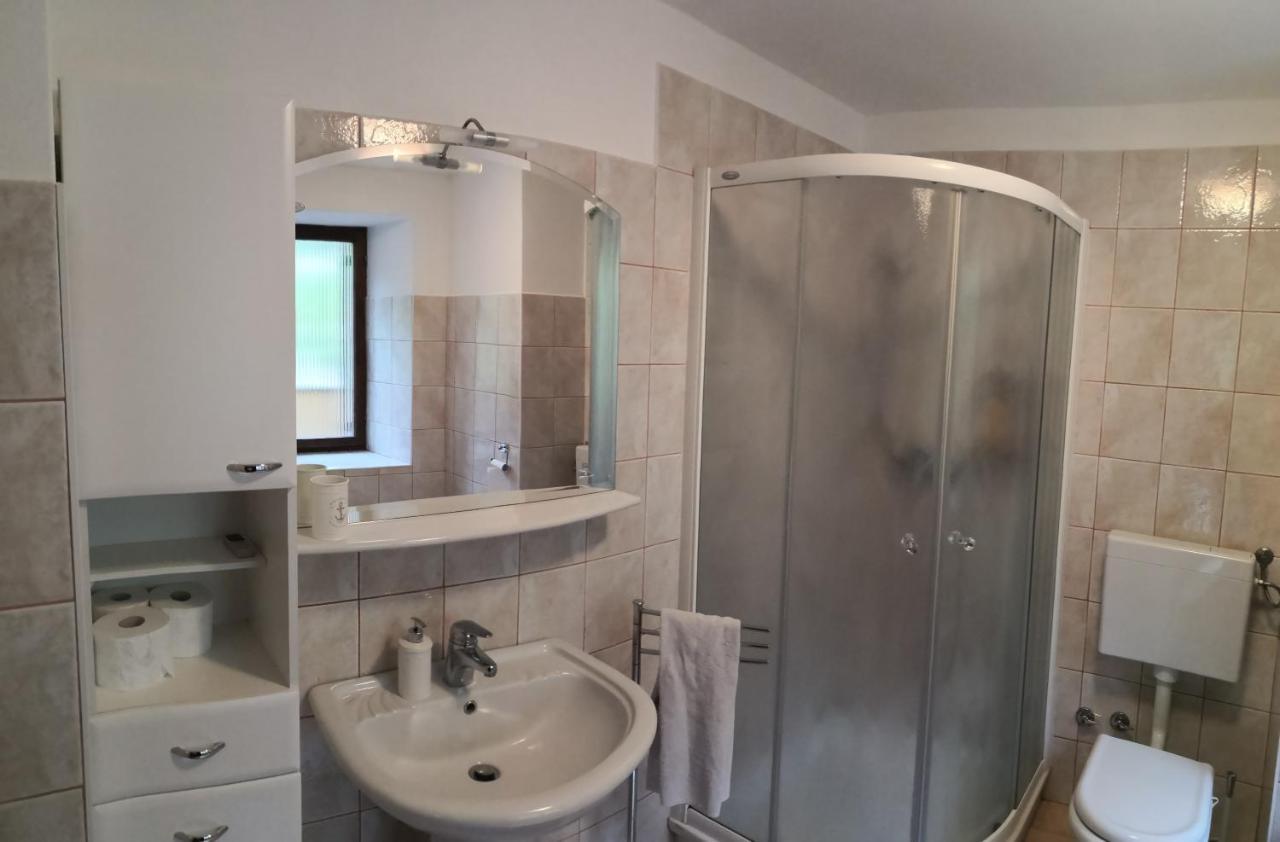 Apartma Logar Kobarid Buitenkant foto
