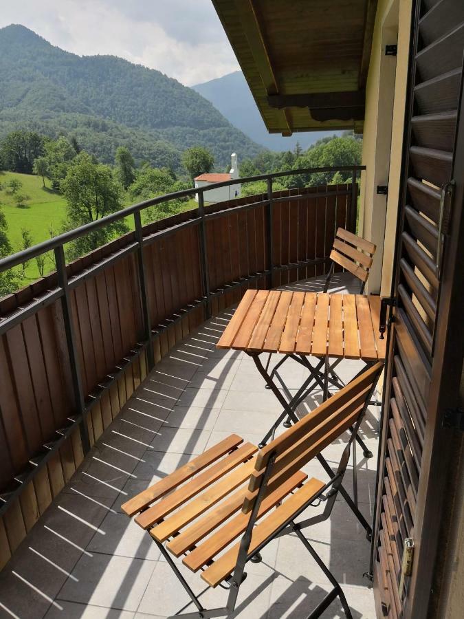 Apartma Logar Kobarid Buitenkant foto