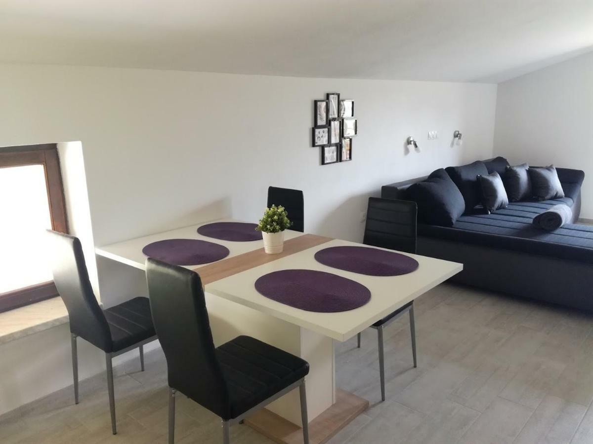 Apartma Logar Kobarid Buitenkant foto