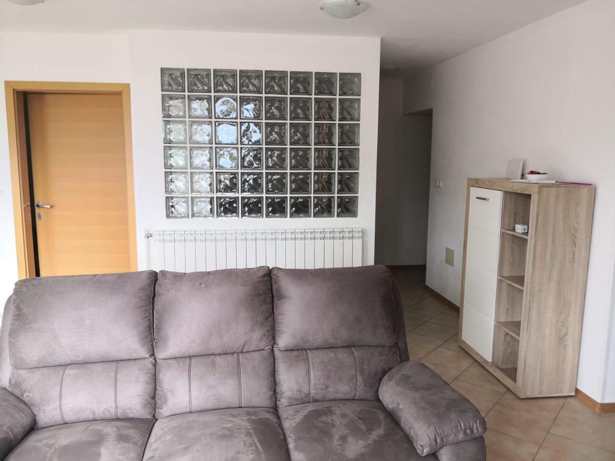 Apartma Logar Kobarid Buitenkant foto