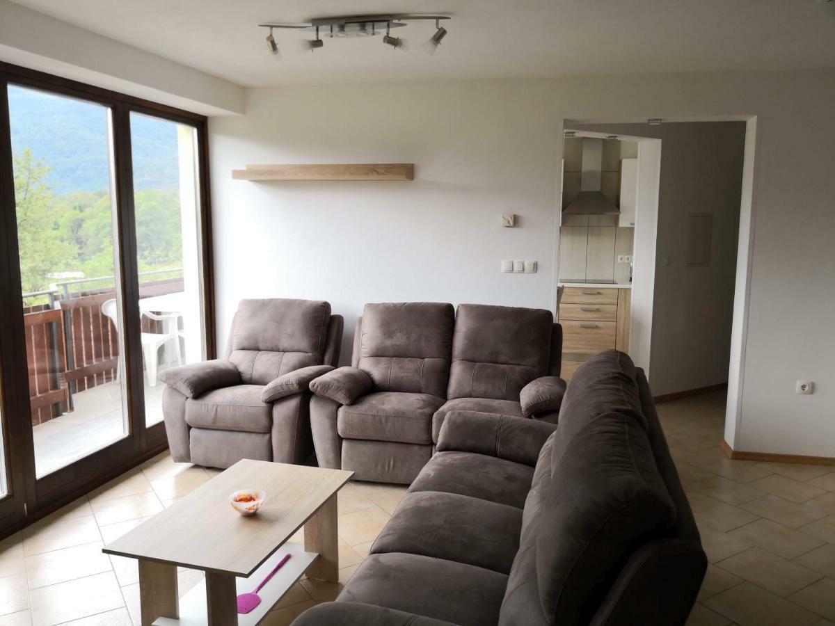 Apartma Logar Kobarid Buitenkant foto